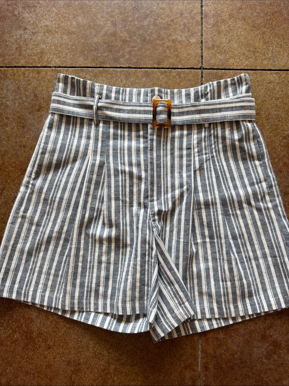 Coco + Carmen Striped High-Waist Belted Shorts - Gray & White